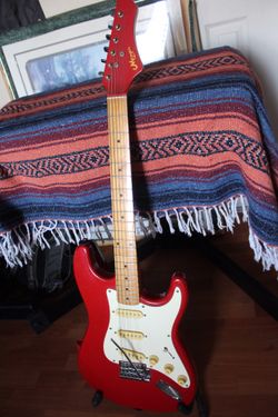 Memphis Stratocaster Candy Apple Red