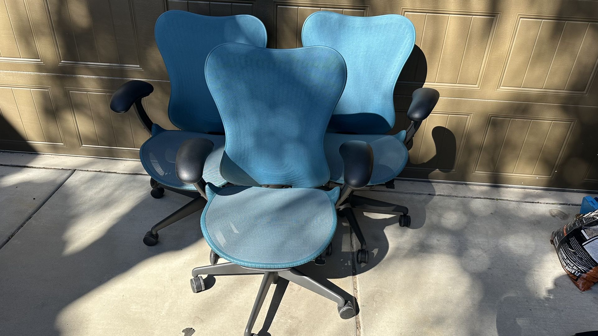 FULLY LOADED HERMAN MILLER MIRRA 2 OFFICE CHAIRS!! MULTIPLE AVAILABLE!! $299 Each CASH OR ZELLE