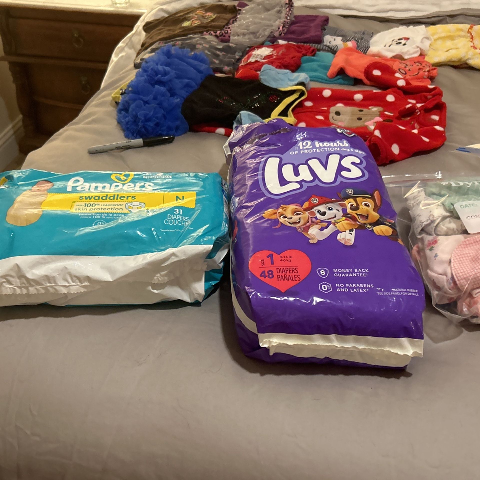 Diapers Newborn And Size 1