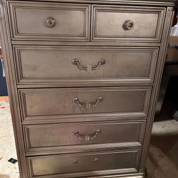 Dresser For Sale