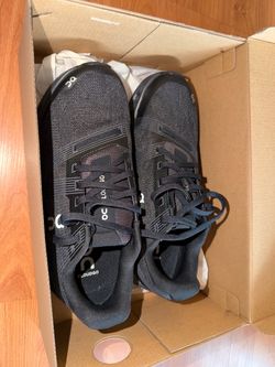 Women's Cloud X Tempo Sneakers Size 8