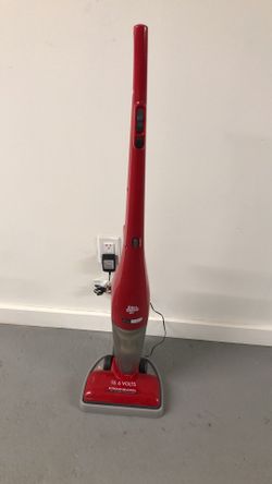 Dirt devil re-charge vacuum almost new