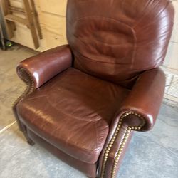 Recliner (bradington young)