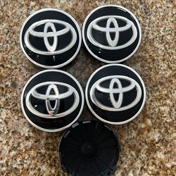 TOTOTA CENTER CAPS