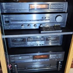 Onkyo sound system with speakers, accept offers 