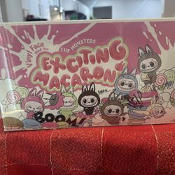 Labubu Exciting Macaroons 