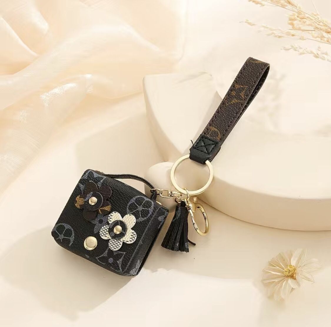 Luxury Keychain/Car Key Holder