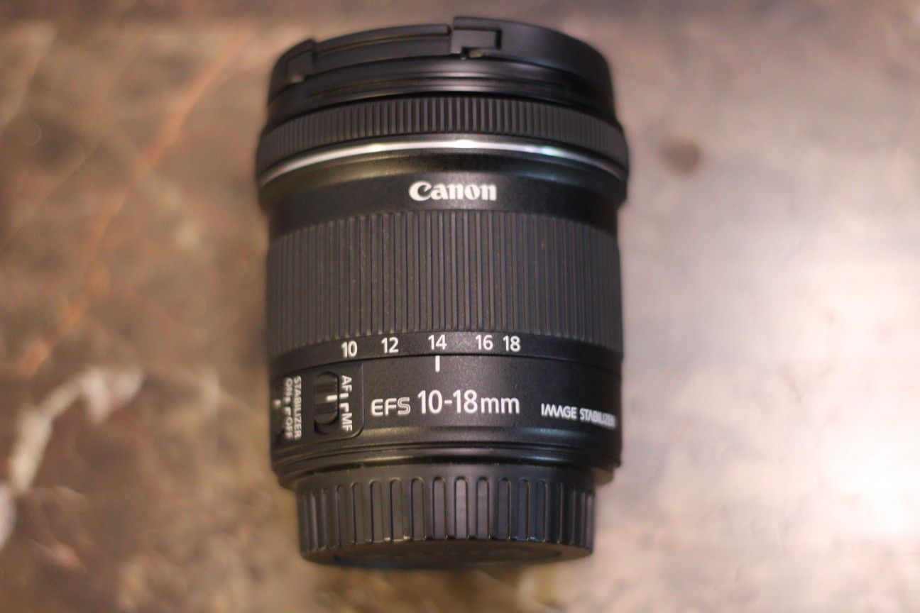 Canon 10-18mm EF-S Lens