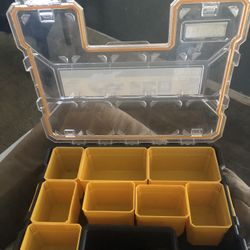 Delawalt Organizador
