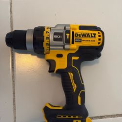 New Dewalt 20v Xr Brushless 3-speed  Hammer Drill Dcd 999