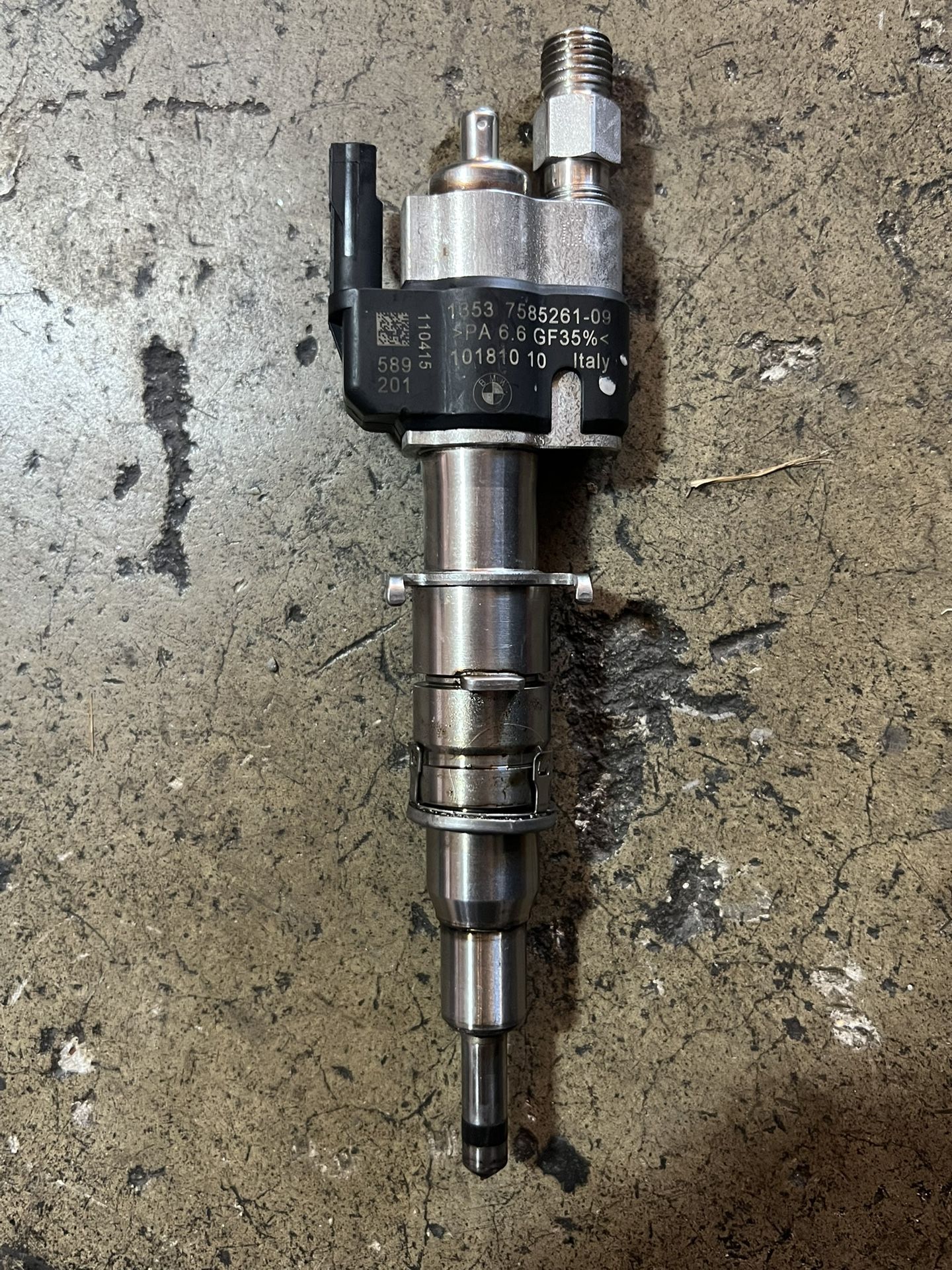 BMW 135 335 535 OEM ENGINE MOTOR HIGH PRESSURE FUEL INJECTOR N54 INDEX 09