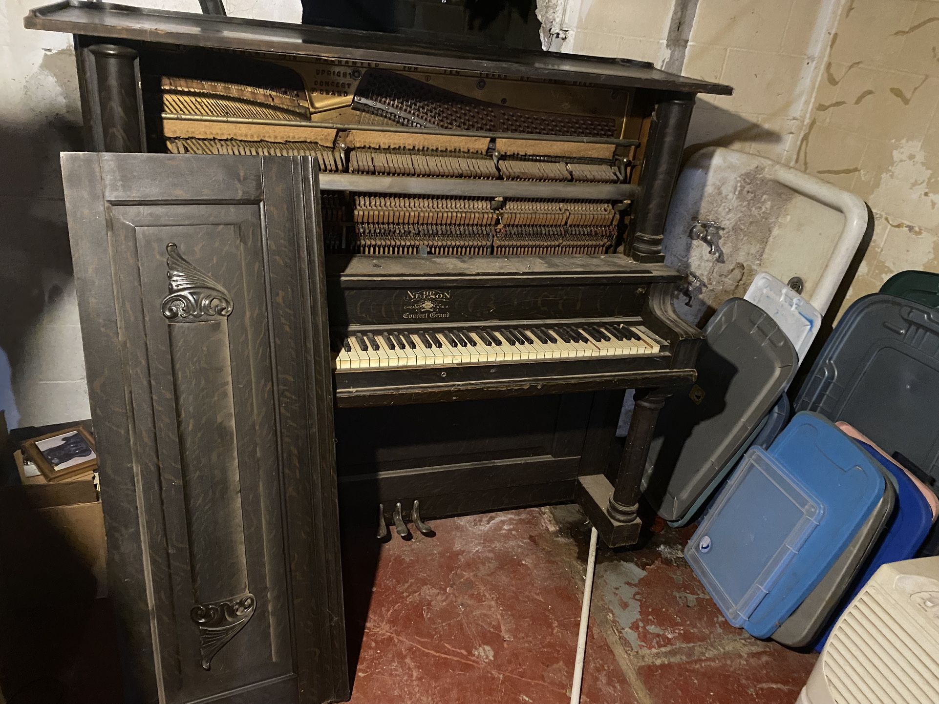 Antique piano with veneer top, and wood fronts