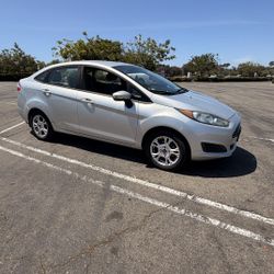 2015 Ford Fiesta