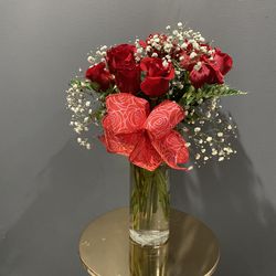valentine’s day flower rose bouquet