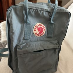 Fjallraven Kanken Backpack