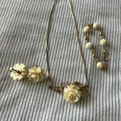 Vintage 12K Gold-filled Jewelry Set with Roses