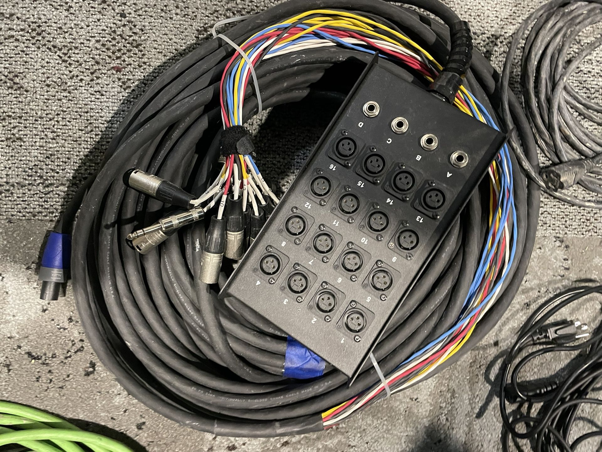 Livewire Advantage 16x4 Snake with XLR/TRS inputs and TRS Returns 50 ft. Black