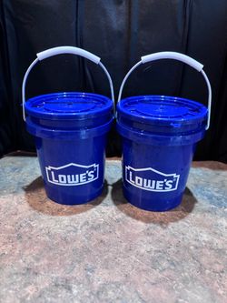 Set of Lowe’s .42 qt mini buckets. Great fo giving gift cards, plants, pen holder, memo paper holder