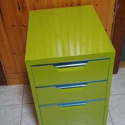 New Doctor's Office Medicine Cabinet 