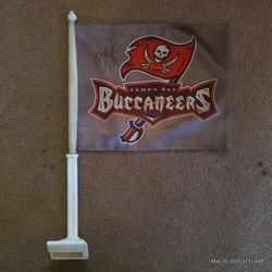 Window FlagAutograph Mike Alscott Buccaneers football memorabilia