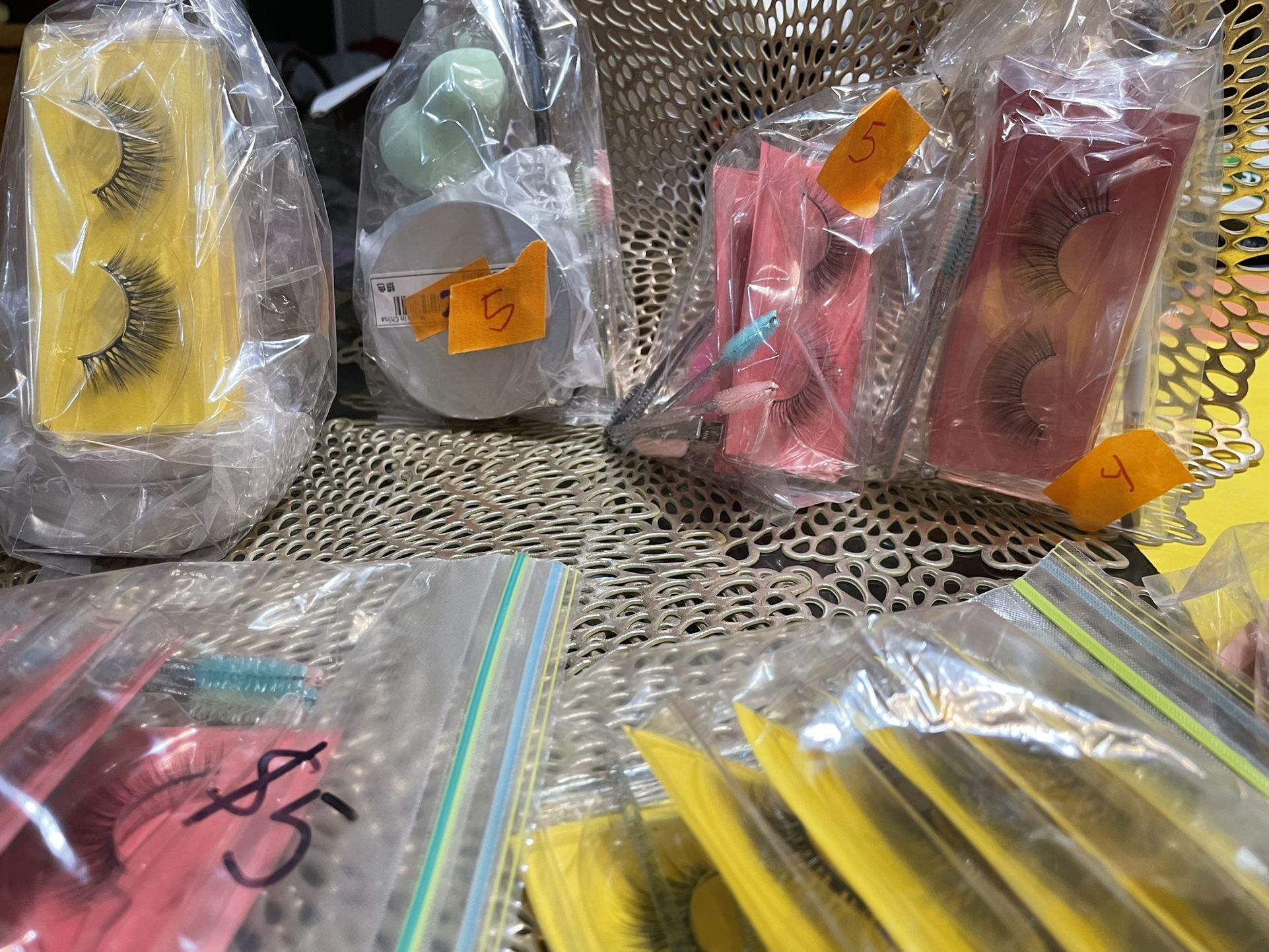 $30 For Everything ( 20 Lashes Lashes And Everything Else Is Eyebrow Brushes, Beauty Blenders, Brush Cleaners, Hair Clips, And Spoolies )