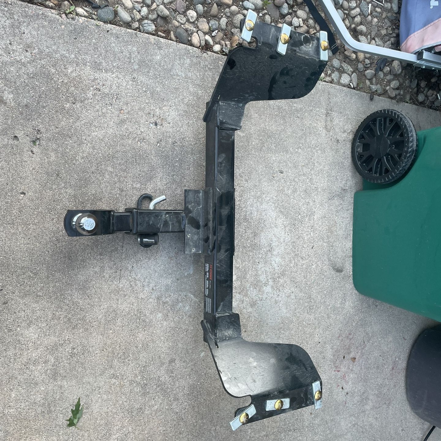 etrailer Trailer Hitch Receiver - Custom Fit