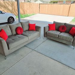 Modern Sofa And Loveseat Great Condition Super Clean And Comfy No Pets No Smoke 