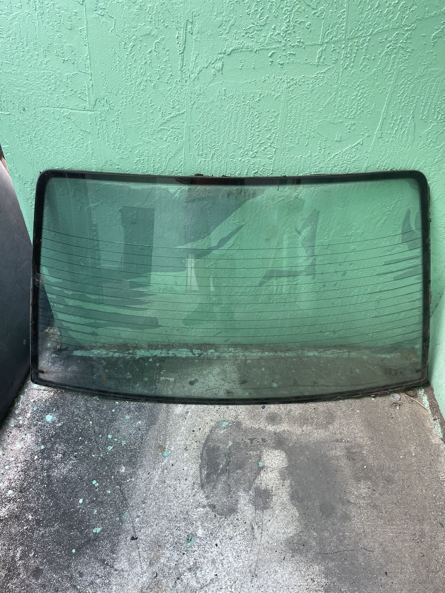 87 93 Mustang Hatchback Rear Glass 
