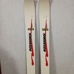 Vintage Rossignol Sport Series 630 Made In Spain Skis With Bindings