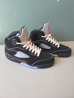 Jordan 5 "Reimagined" Black/Silver Size 11