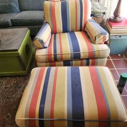 Arm Chair With Ottoman 