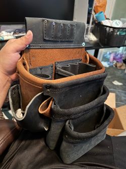 Akribis leather bags