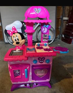 Minnie Mouse kitchen