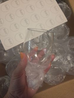 48 Pack 10 oz Stemless Plastic Wine Glasses - Disposable Clear Unbreakable
Shatterproof BPA-Free Cocktail Glasses, Reusable Recyclable Wine Cups for W