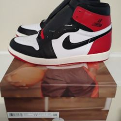 Deadstock Jordan Retro 1 Black Toe Remastered Sz 11 brand new in box comes with original receipt 