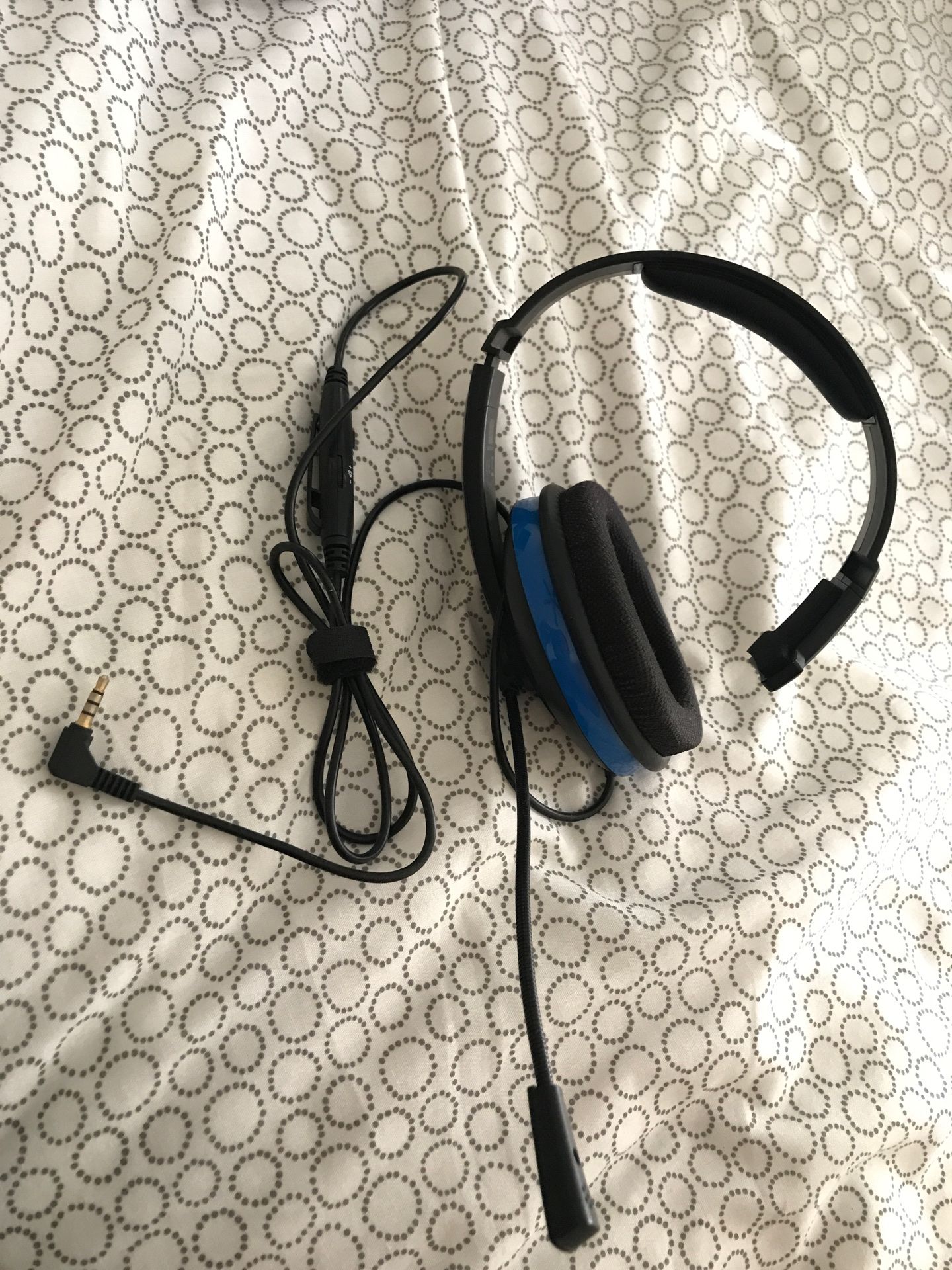 TURTLE BEACH GAMING HEAD SET