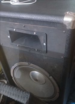 Kustom 2way 12" woofer cabinet