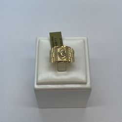 14K GOLD RING. NEW.