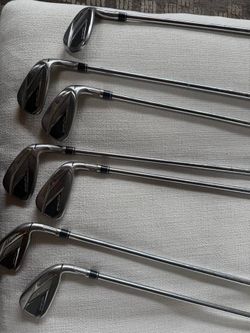 Taylormade stealth irons