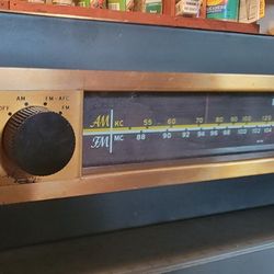 Harmon Kardon Theme A-310. 195o's Amplifier. Pick Up Only 