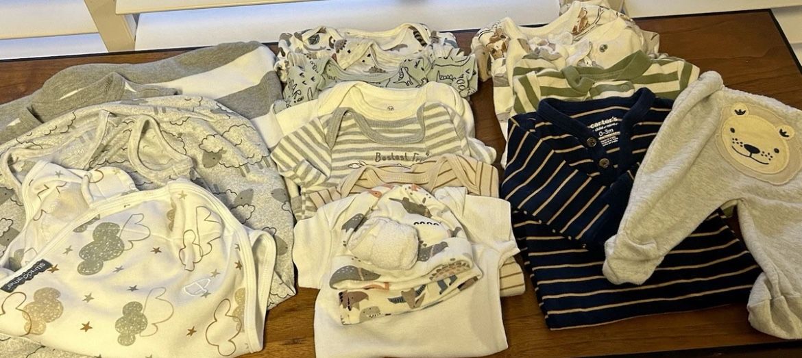NEWBORN BOY MIXED LOT 18 Pc NIKE•CARTERS•SWADDLE ME•GERBER•POOH BEAR•