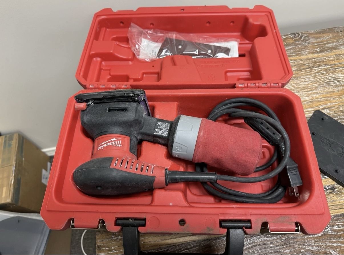 Milwaukee 5” Random Orbit Sander 6021-21