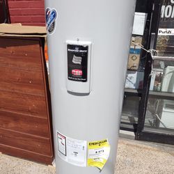 Electric water heater 40 gallon working perfect condition