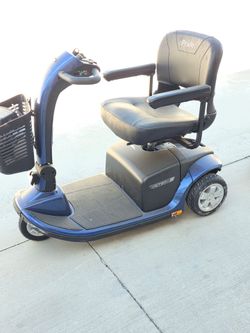 Mobility scooter