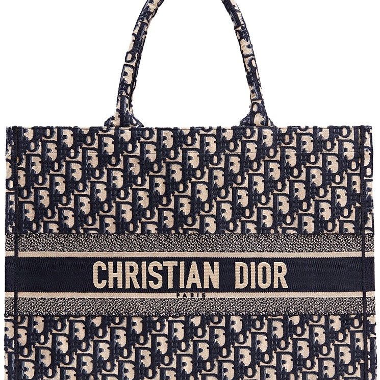 Christian Dior Bag Tote Medium for Sale in Bedford Hills, NY - OfferUp