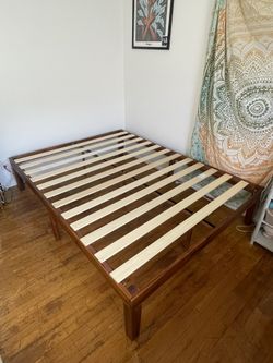 Queen Platform Bedframe