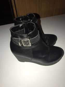 Boots for girl size 12