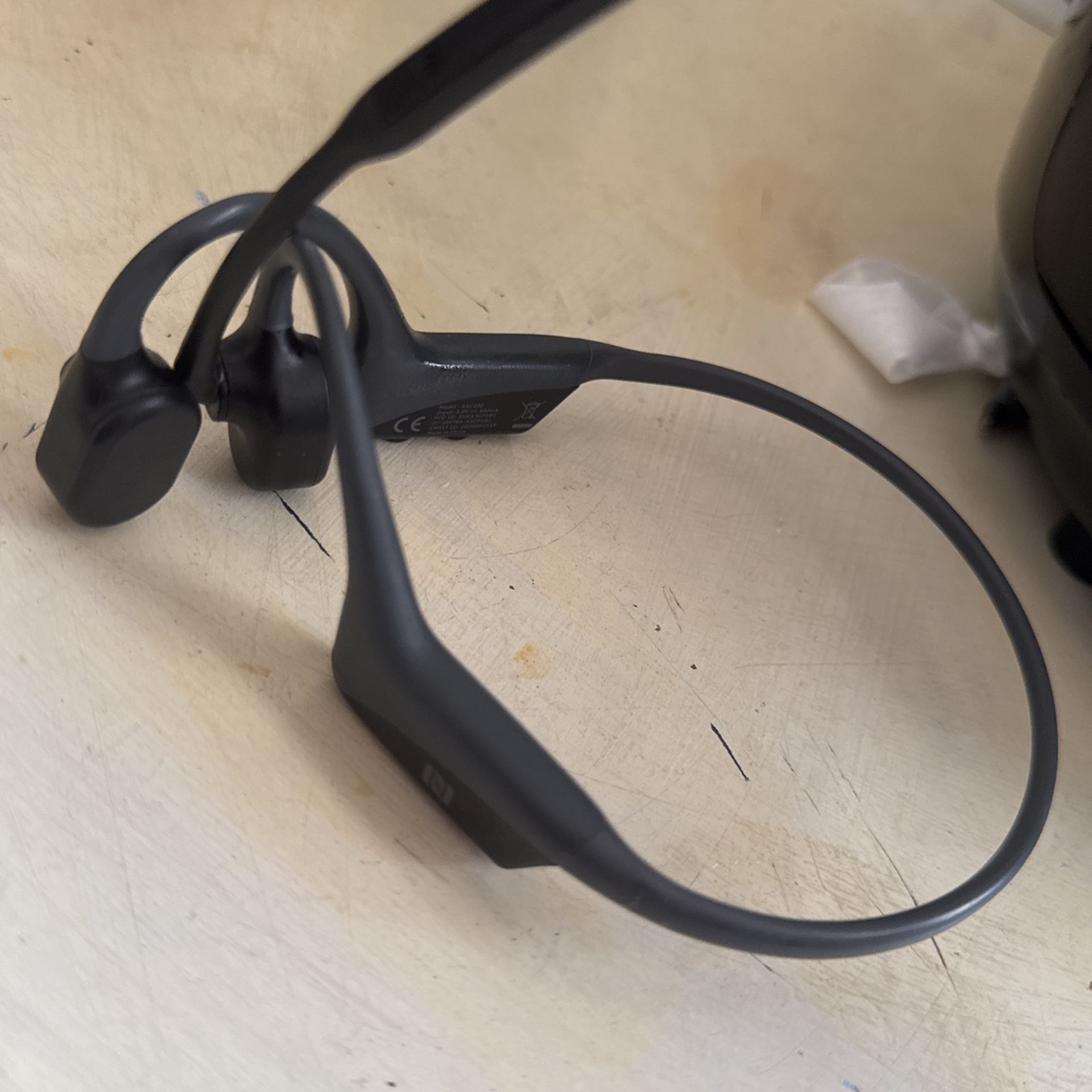 Aftershokz Bluetooth Headset With Microphone