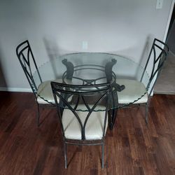 Dining Room Table With 3 Chairs