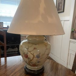 Vintage Asian glass ginger jar lamp. Large.  50.00